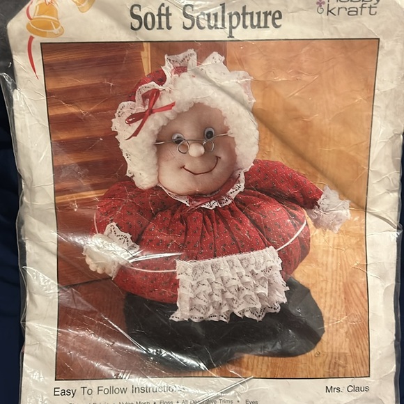 Hobby Kraft Mrs Claus Christmas Decorative Soft Sculpture Kit 9268 vintage - Picture 2 of 3